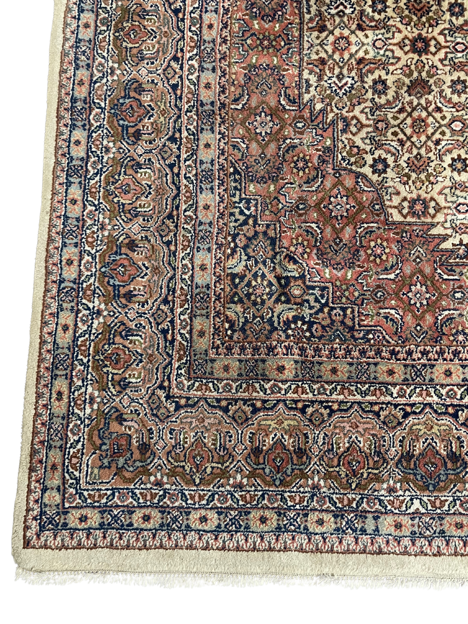 Vintage Keshan Hand Knitted Rug. - Image 3