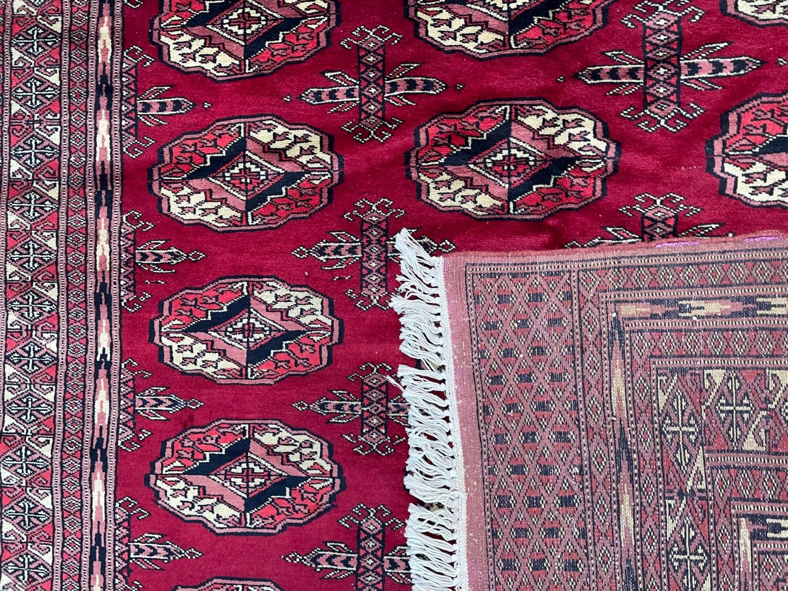 A Very Good Bokhara Hand Knitted Rug. - Image 3