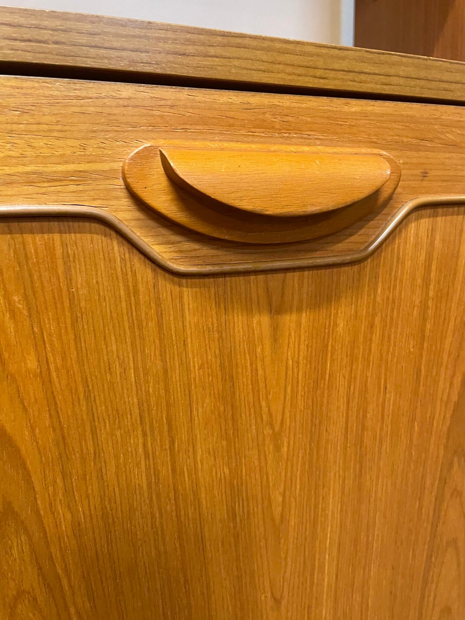 A Very Good Mid-Century Bookcase / Room Divider by Stonehill , UK. - Image 4
