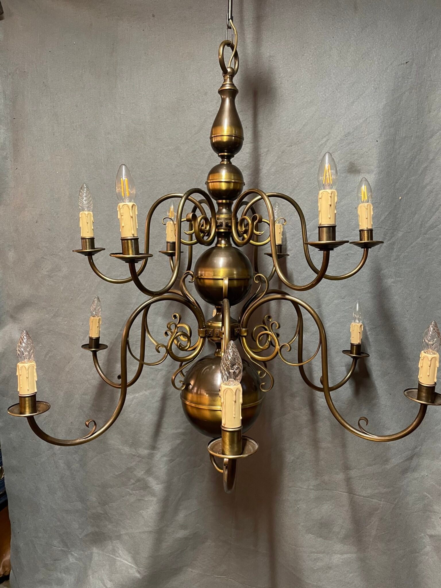 A Very Good Large Two-Tier Flemish Chandelier. - Image 9