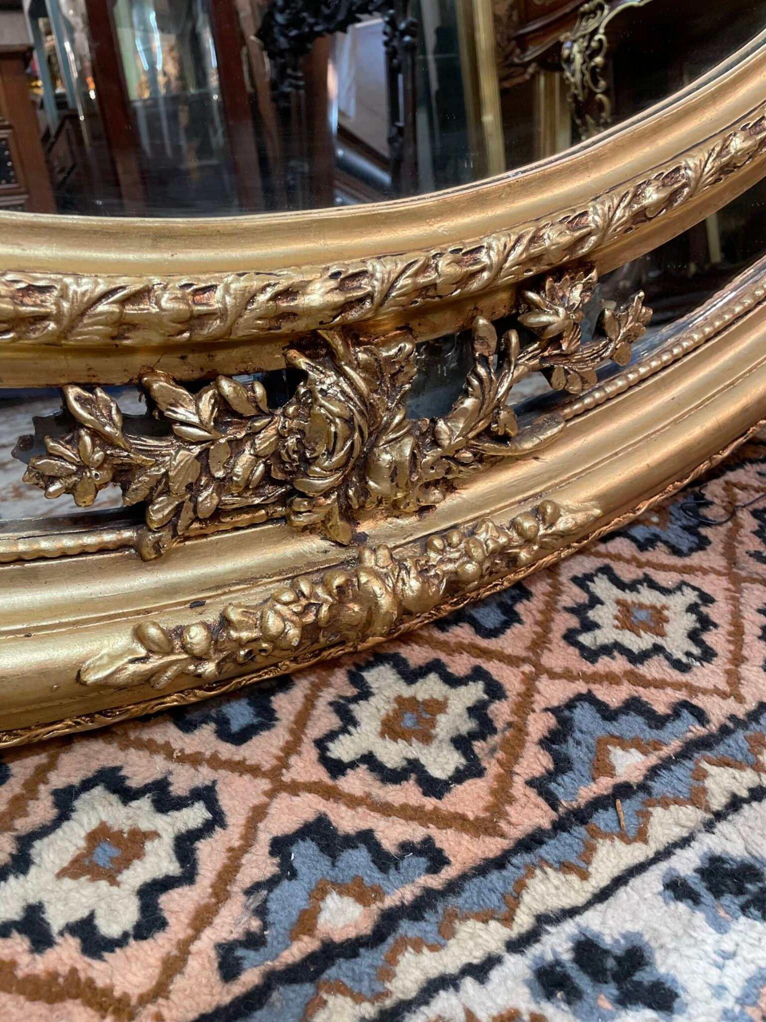Beautiful Large Oval Gilt-Wood Section Mirror - Image 4