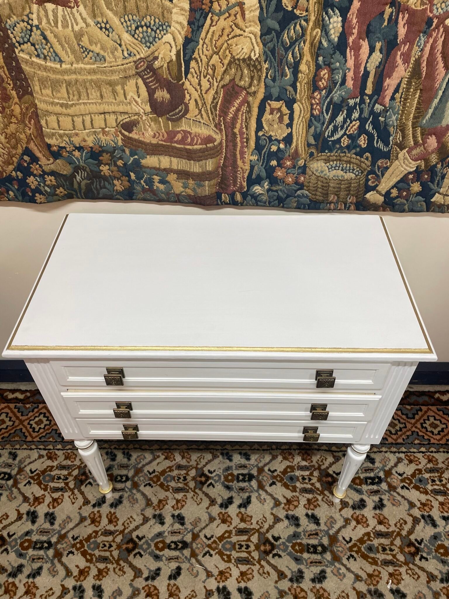 Elegant Swedish Style Chest of Drawers with Brass Details - Image 3