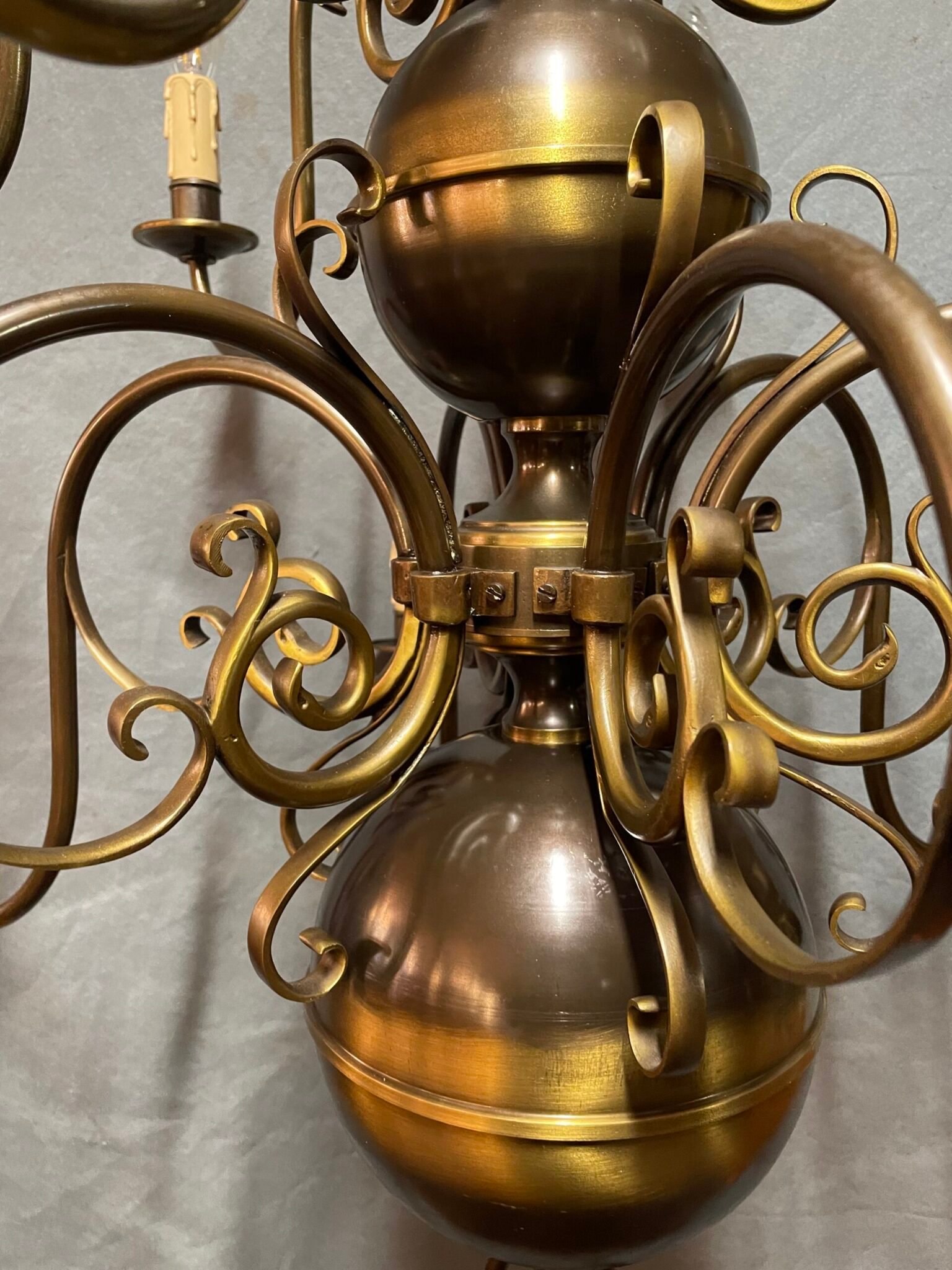 A Very Good Large Two-Tier Flemish Chandelier. - Image 3