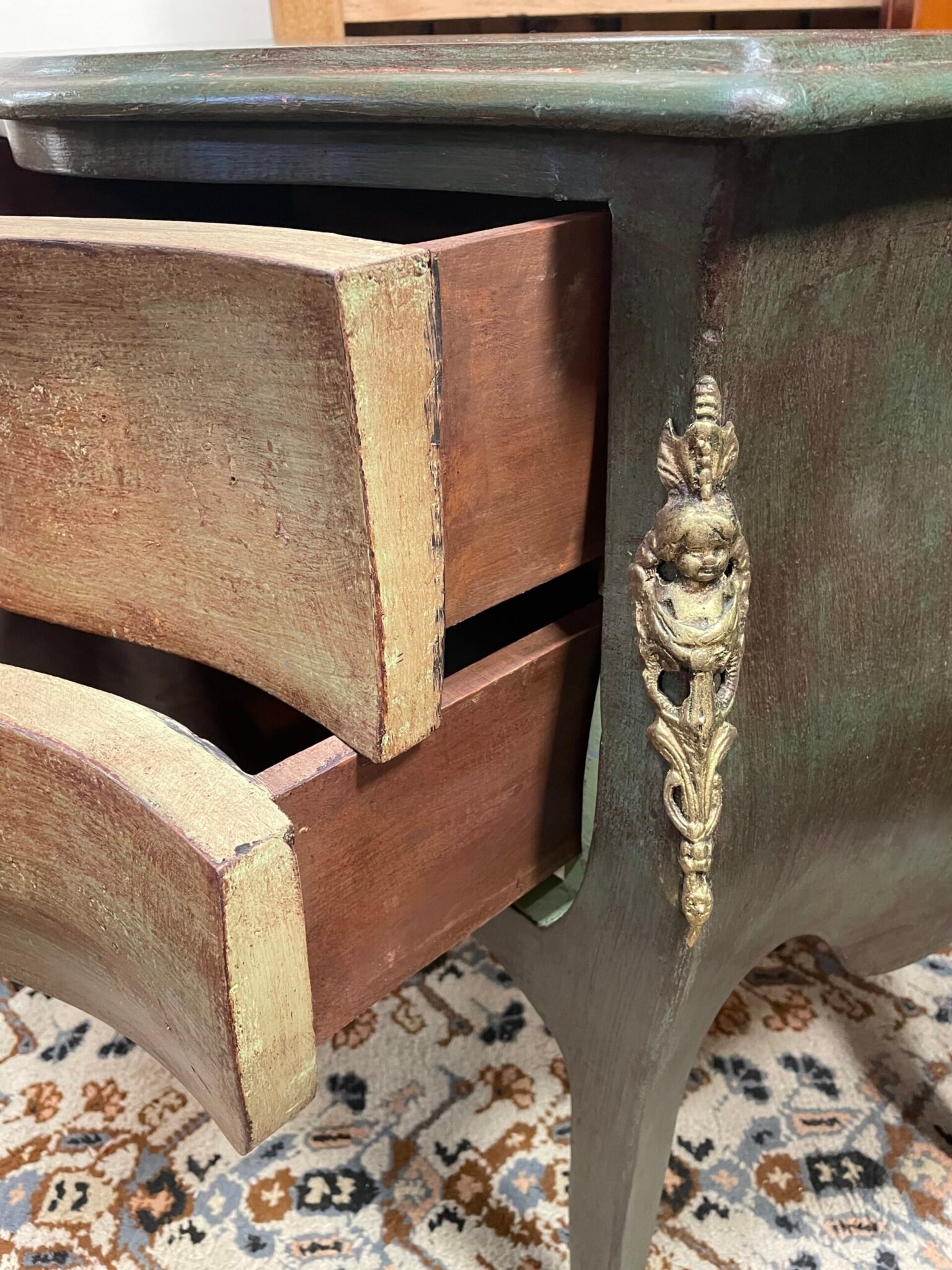 Stylishly Painted Bombe Chest of Drawers - Image 6