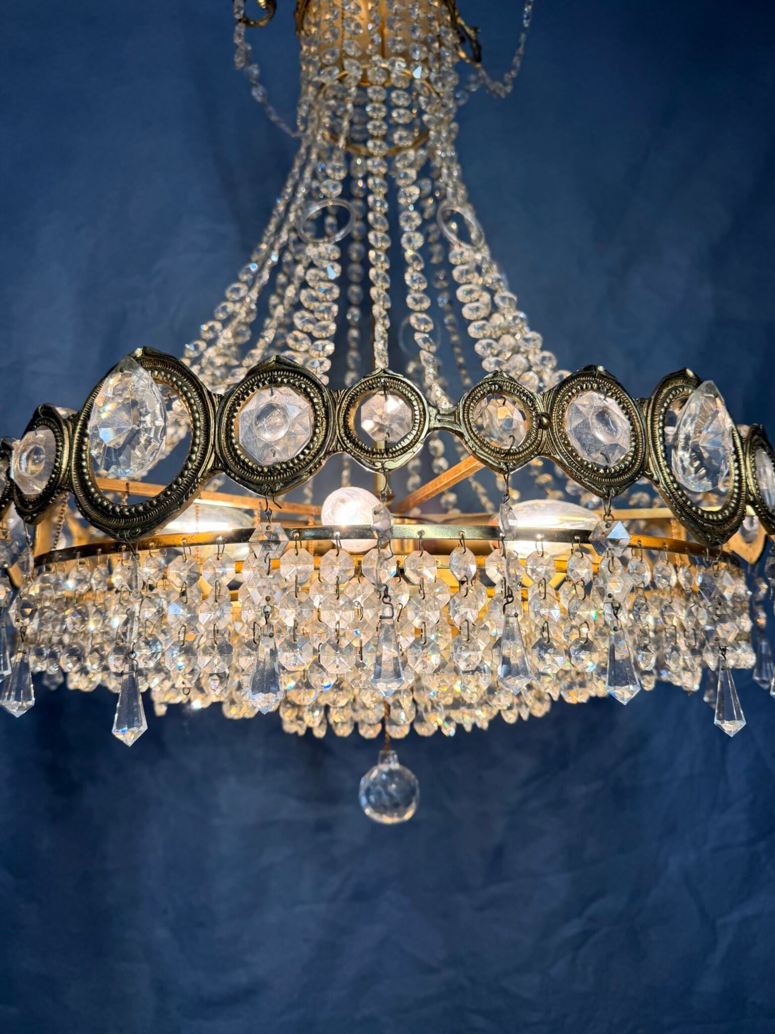 French 1960s Cascading Brass and Crystal Chandelier - Image 2