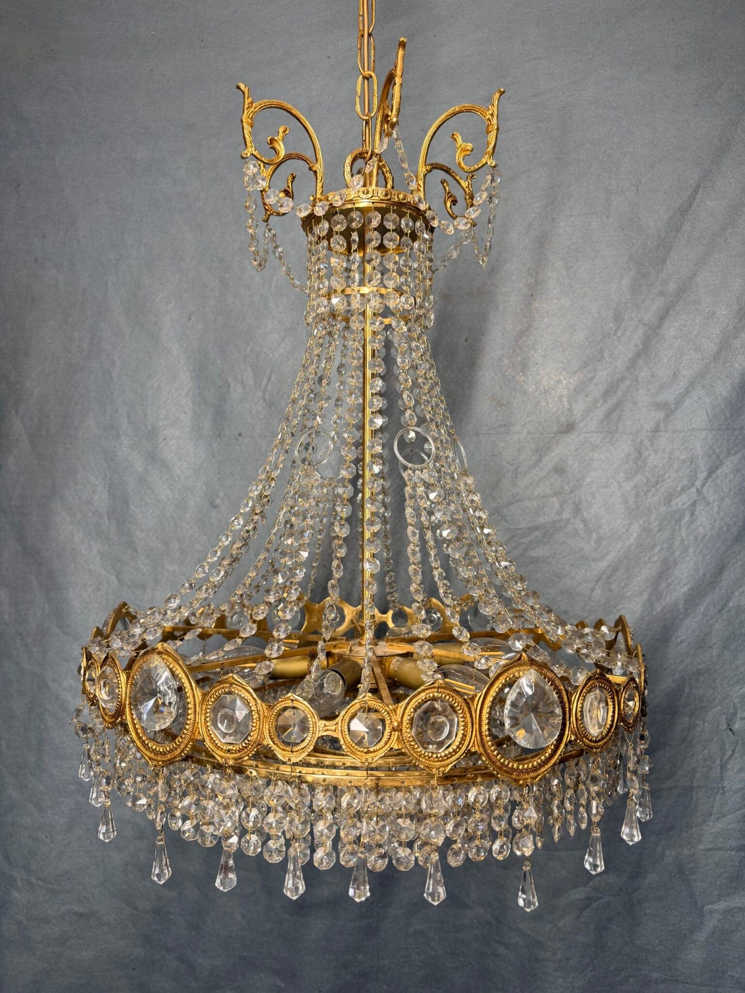 French 1960s Cascading Brass and Crystal Chandelier - Image 8
