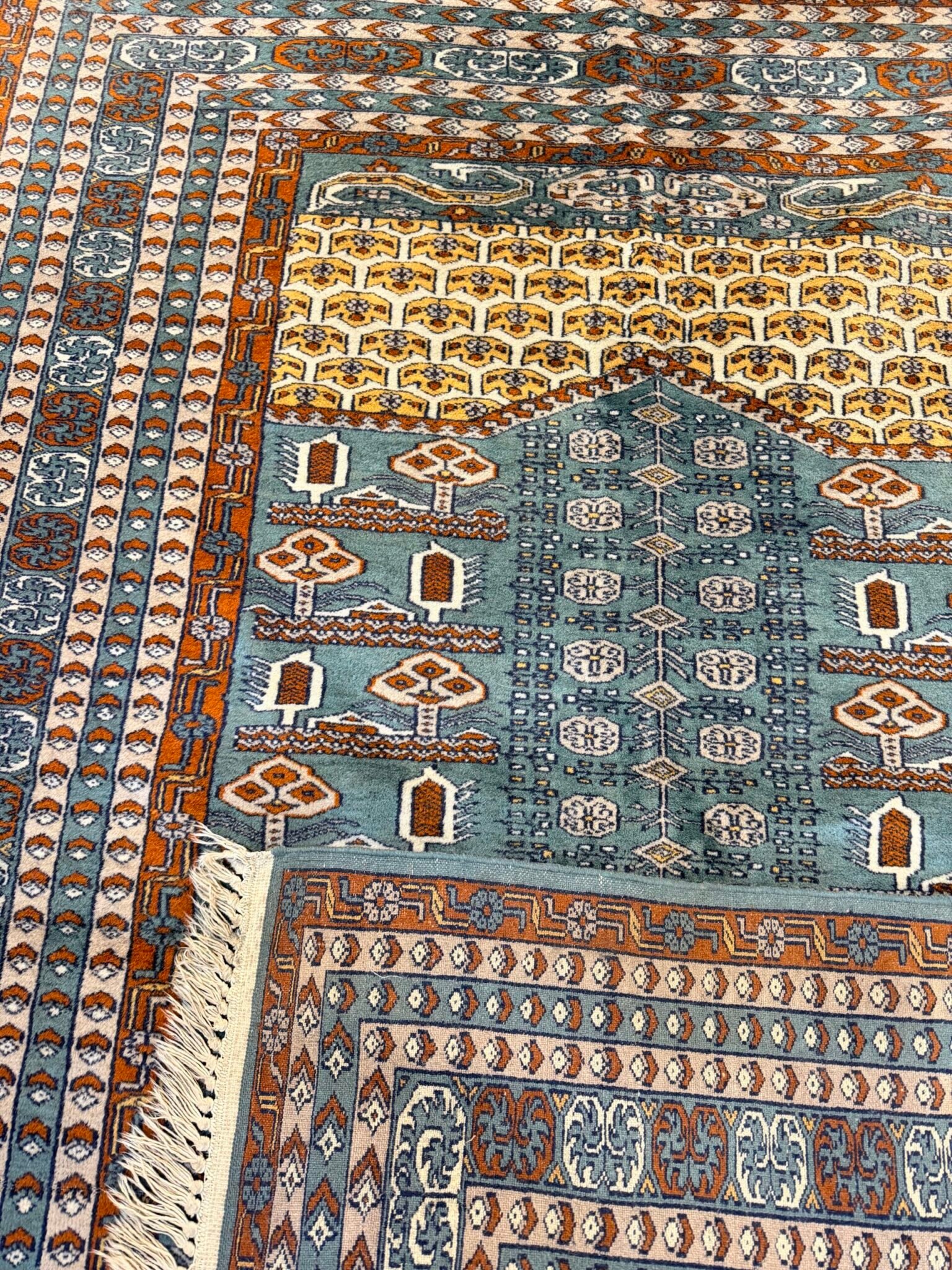 Exquisite Hand Knotted Shirvan Wool Rug - Image 3