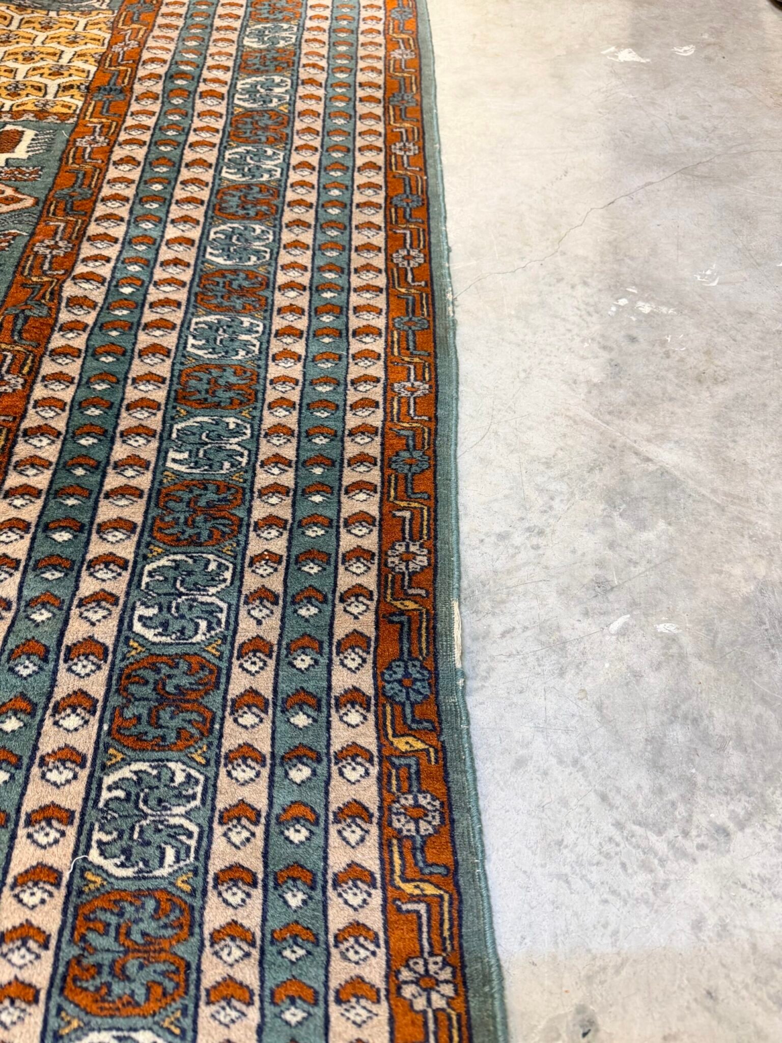 Exquisite Hand Knotted Shirvan Wool Rug - Image 6