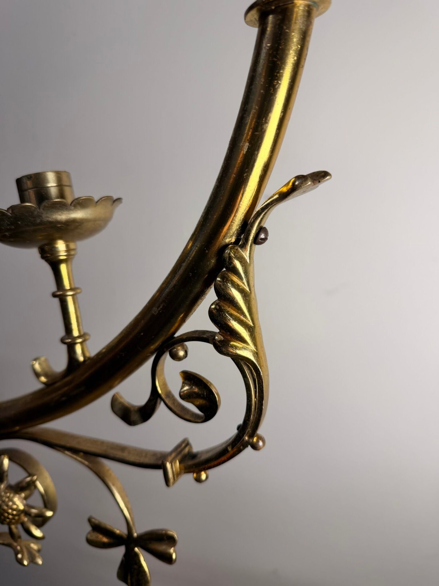 Early 20th Century Large Brass Five-Arm Candelabra - Image 7
