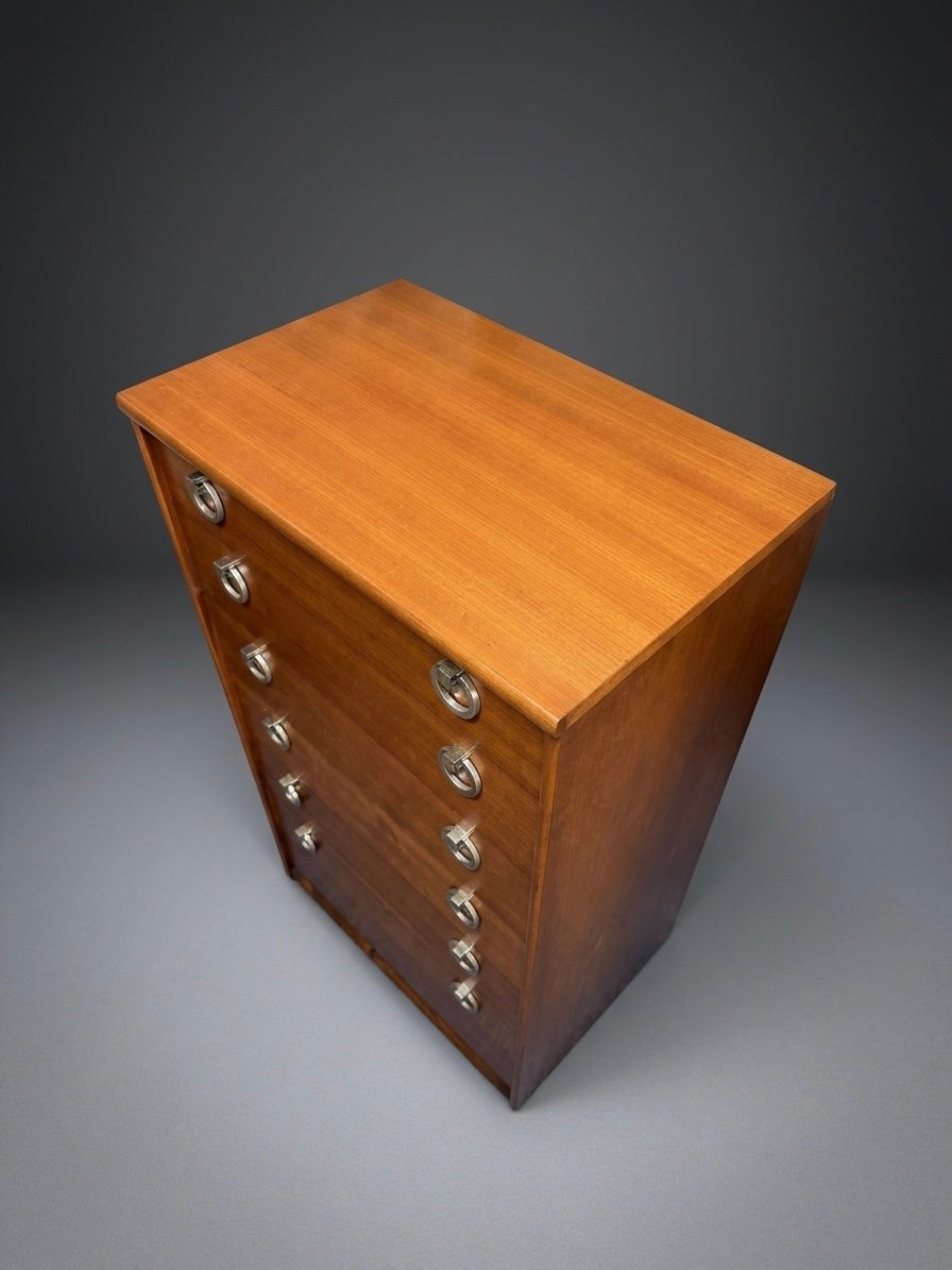Stunning Mid Century Teak Tallboy with Six Drawers and Chrome Pulls - Image 4
