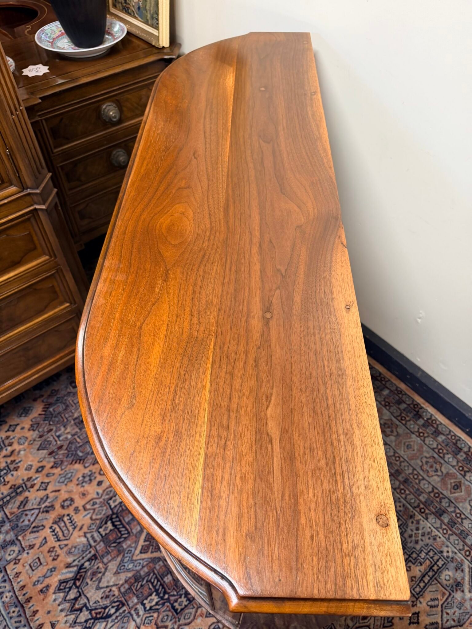 Early 20th Century Bow Front Walnut Display Cabinet with Beveled Glass Doors - Image 10