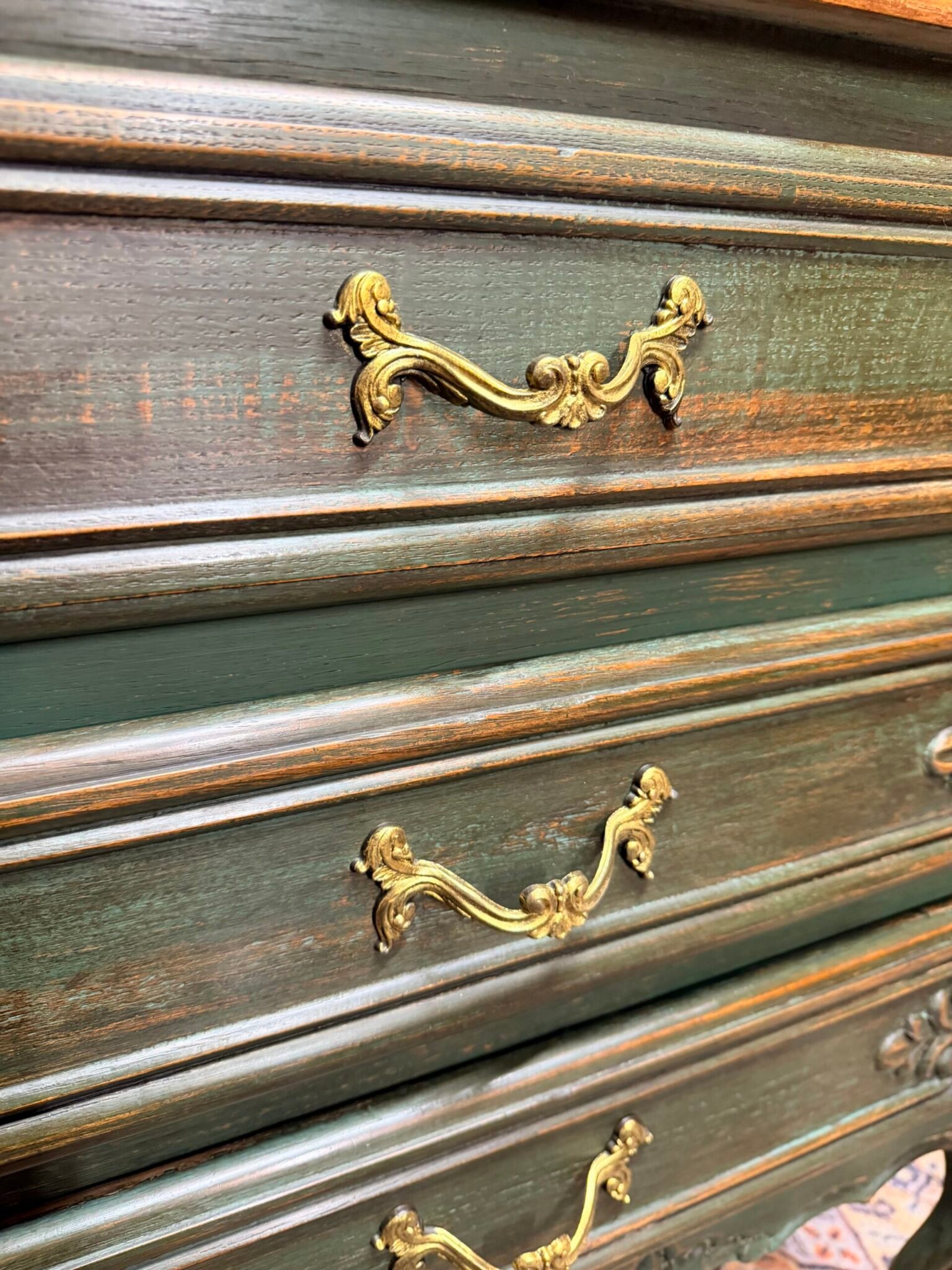 Charming French Vintage Provincial Chest of Drawers - Image 3
