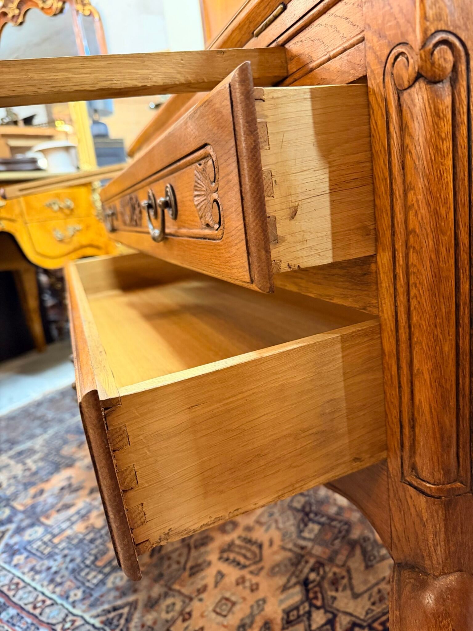 Elegant Vintage Oak Ladies Writing Bureau or Desk - Image 2