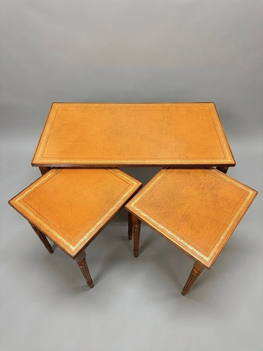 Vintage Shaw of London Leather Top Nesting Tables - Image 2