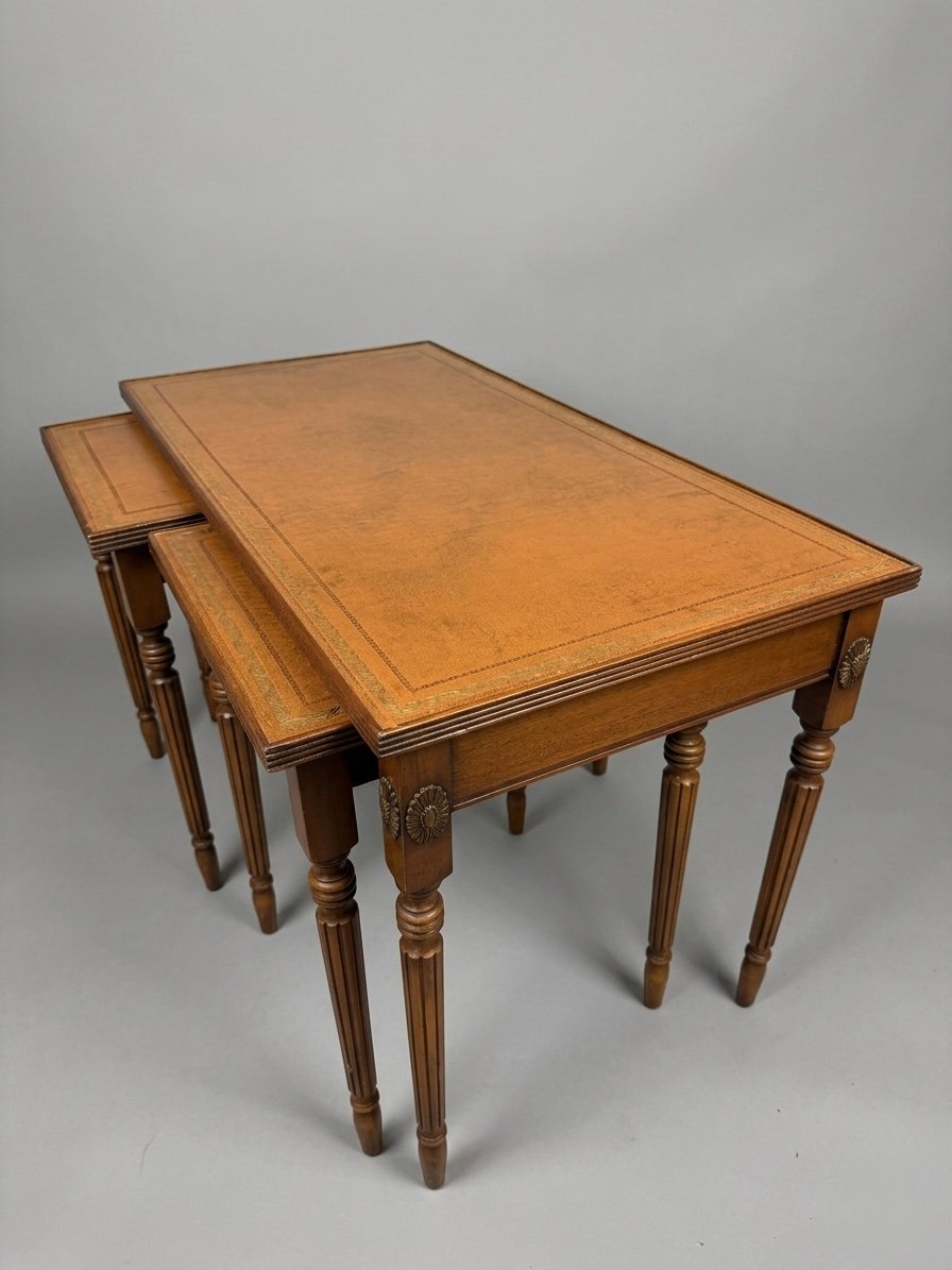 Vintage Shaw of London Leather Top Nesting Tables - Image 3