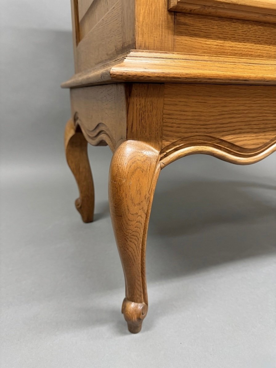 Elegant 1940s French Oak Large Credenza or Highboard - Image 6