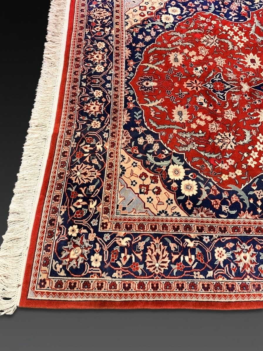 Exquisite Vintage Keshan Persian Hand Knotted Rug - Image 4