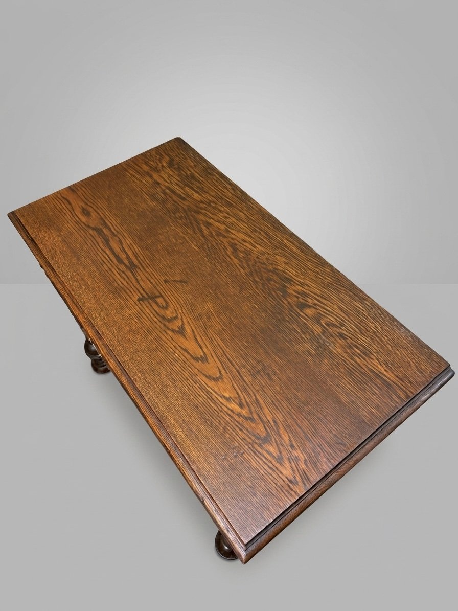 Charming Early 20th Century English Oak Chest of Drawers - Image 4