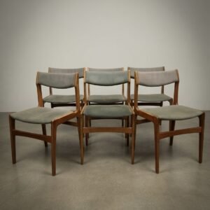 Set of 6 Mid-Century Danish Teak Dining Chairs attributed to Erik Buch