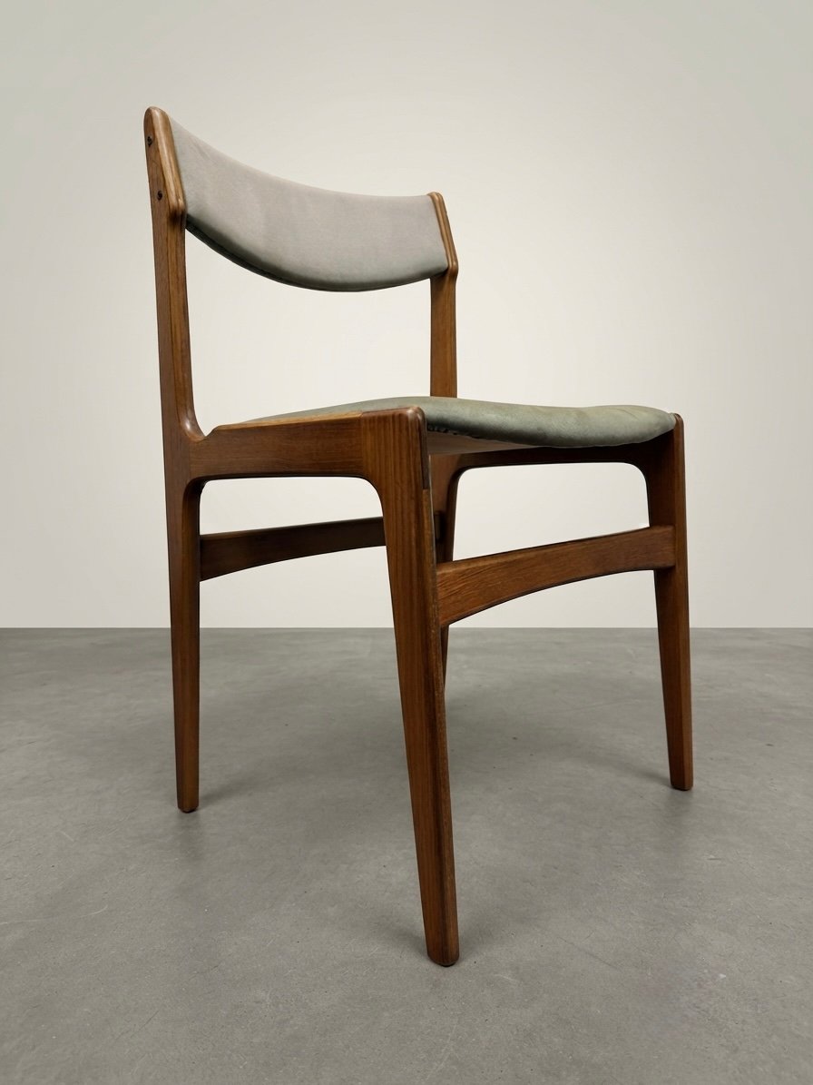Set of 6 Mid-Century Danish Teak Dining Chairs attributed to Erik Buch - Image 4