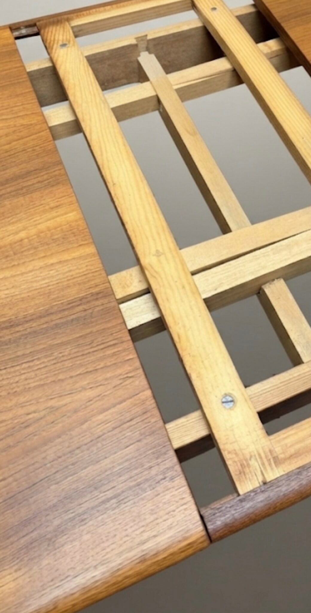 Elegant Mid-Century Danish Teak Extending Dining Table - Image 5