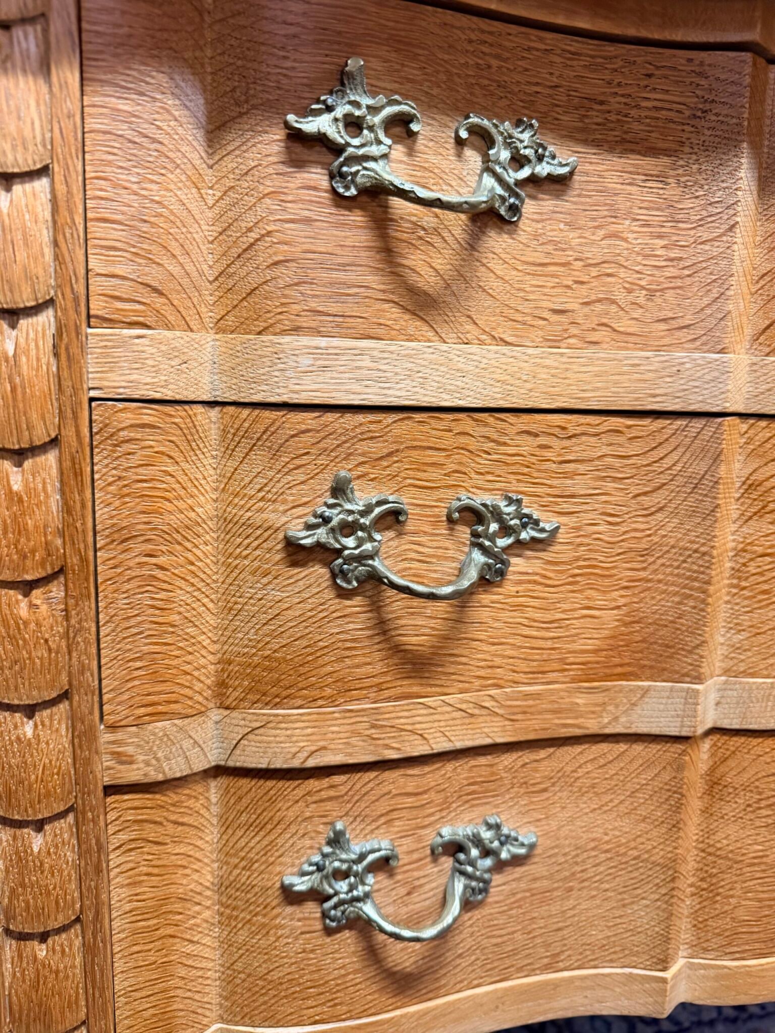 Stunning Brutalist Danish Oak Chest of Drawers - Image 4