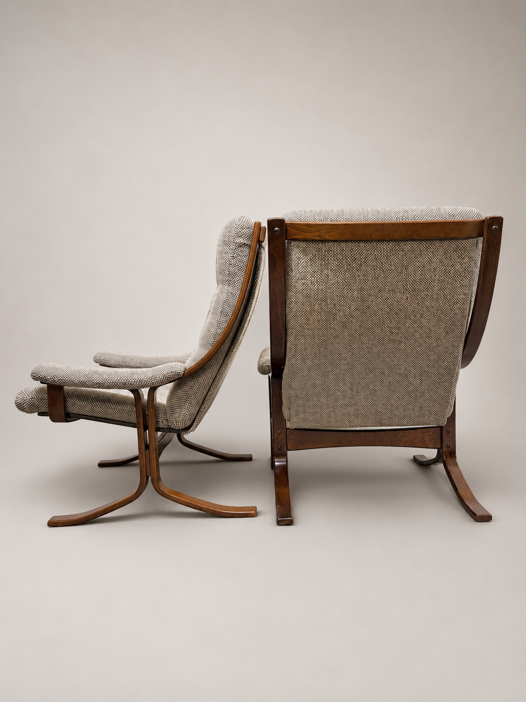 Stunning Pair of Mid-Century Modern "Partner" Armchairs attributed to John Hjortdal - Image 3