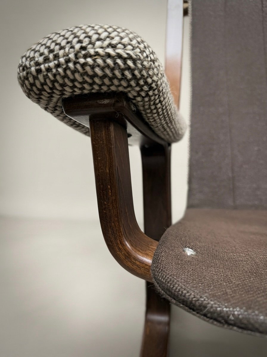 Stunning Pair of Mid-Century Modern "Partner" Armchairs attributed to John Hjortdal - Image 5