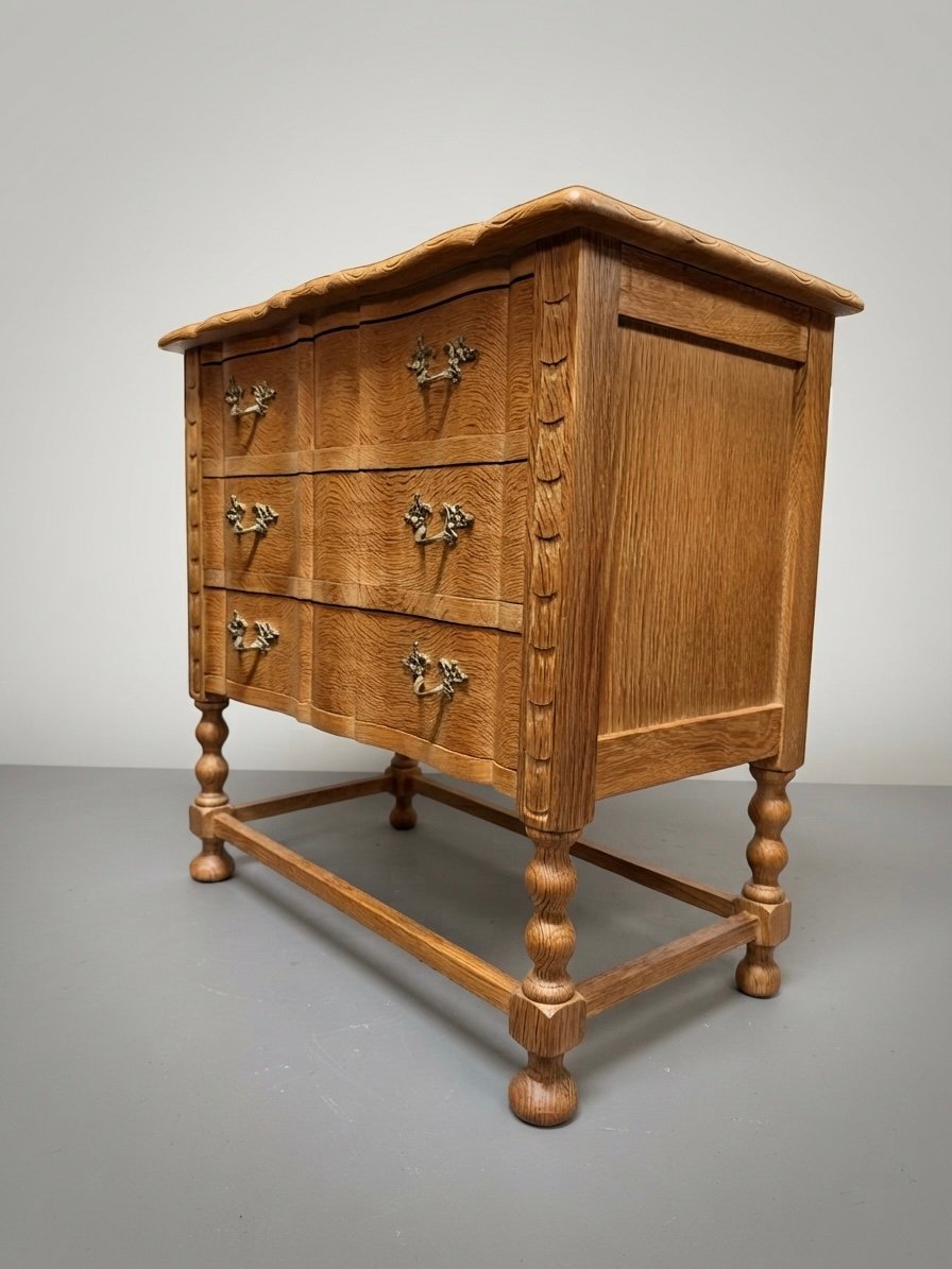 Stunning Brutalist Danish Oak Chest of Drawers - Image 2