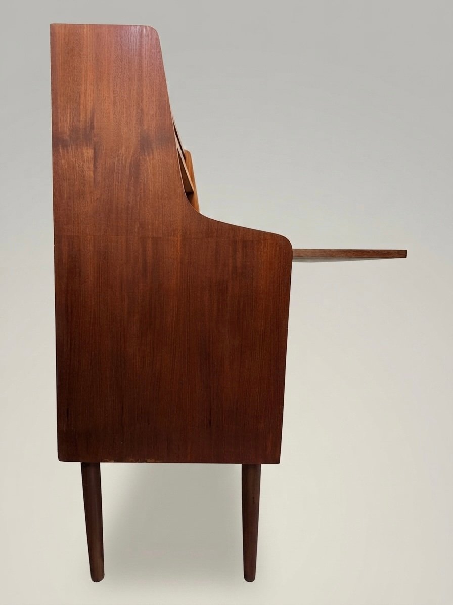 Stylish and Practical Danish Teak Secretary Desk - Image 4