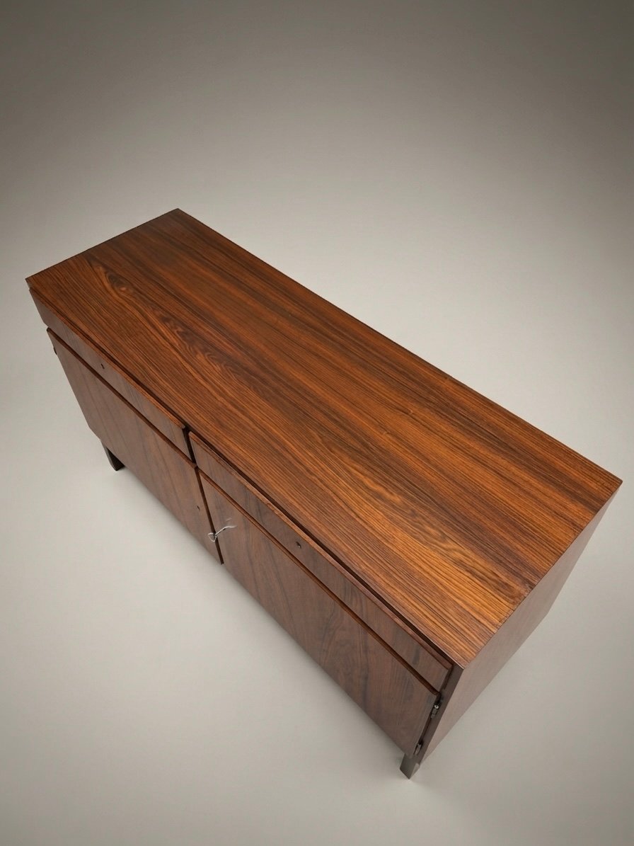Mid Century Danish Rosewood Sideboard, Model 5, by Gunni Omann for Omann Jun Mobelfabrik - Image 4