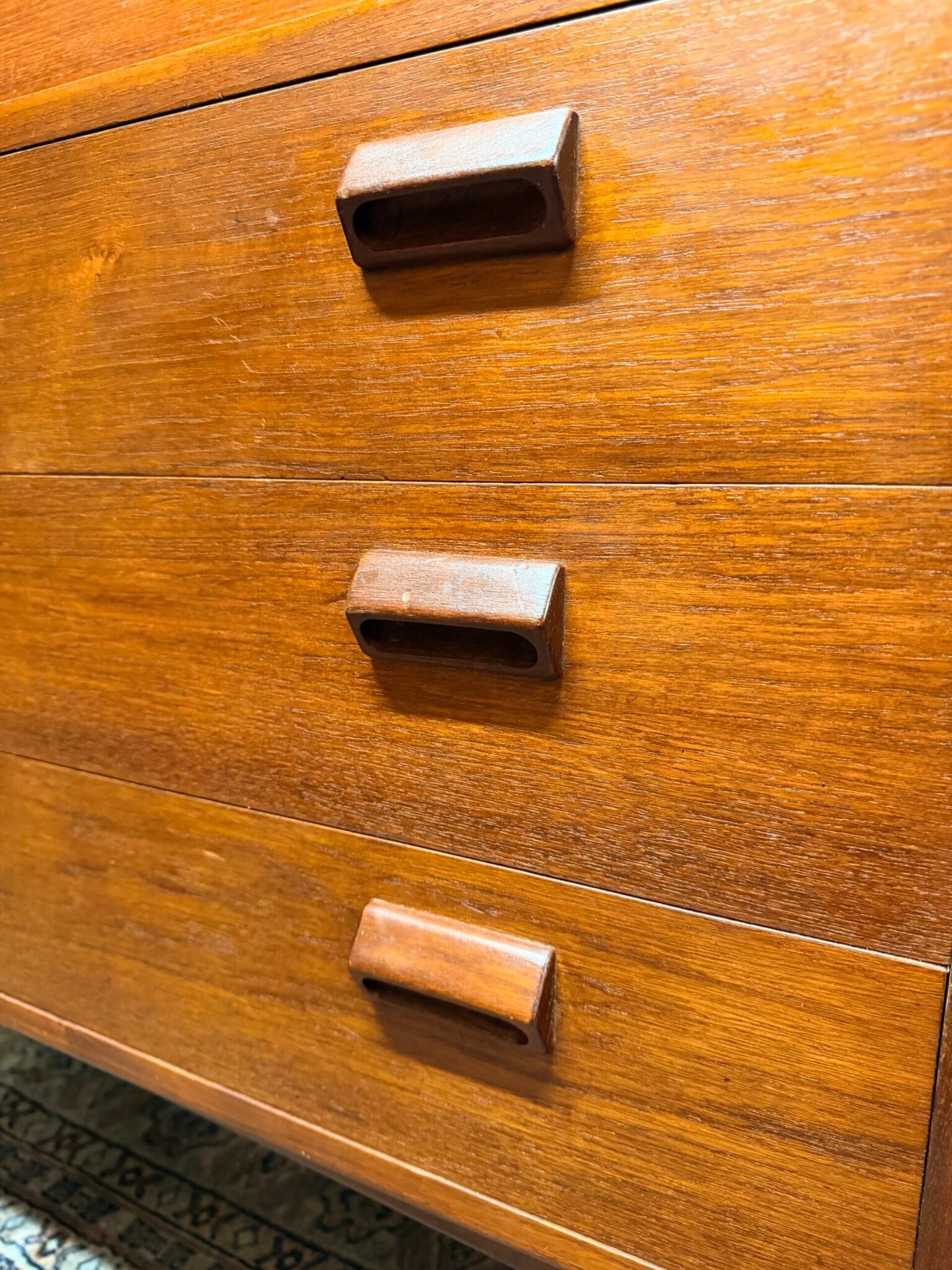 Early Borge Mogensen Model 145 Bureau in Teak and Oak - Image 5