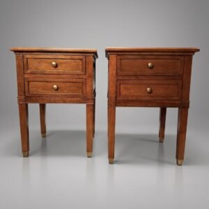 Good Pair of Vintage Mahogany Nightstands