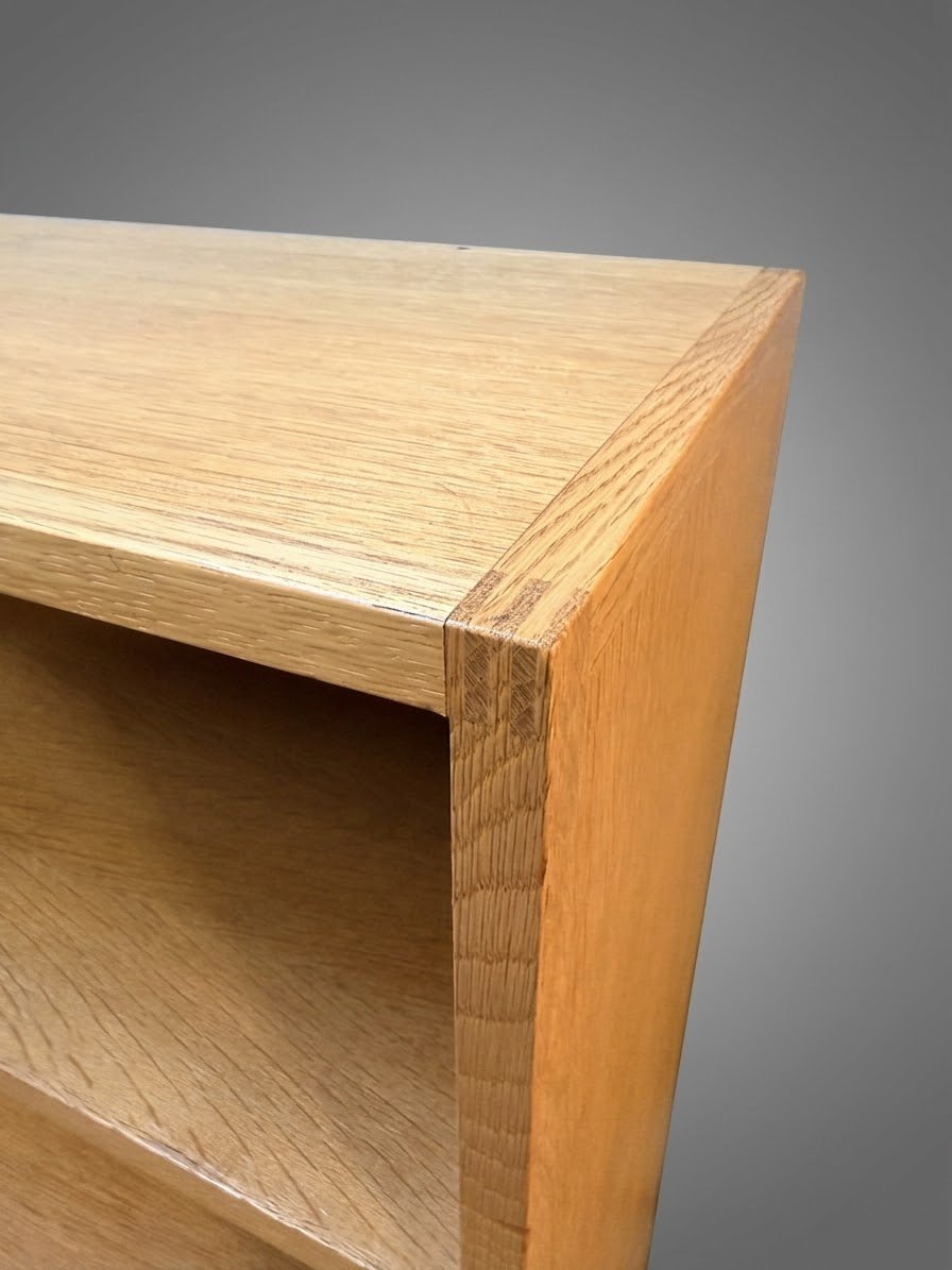 Vintage Mid-Century Modern Open Oak Bookcase with Adjustable Shelving by Henning Jenssen for Munch Mobler. - Image 3