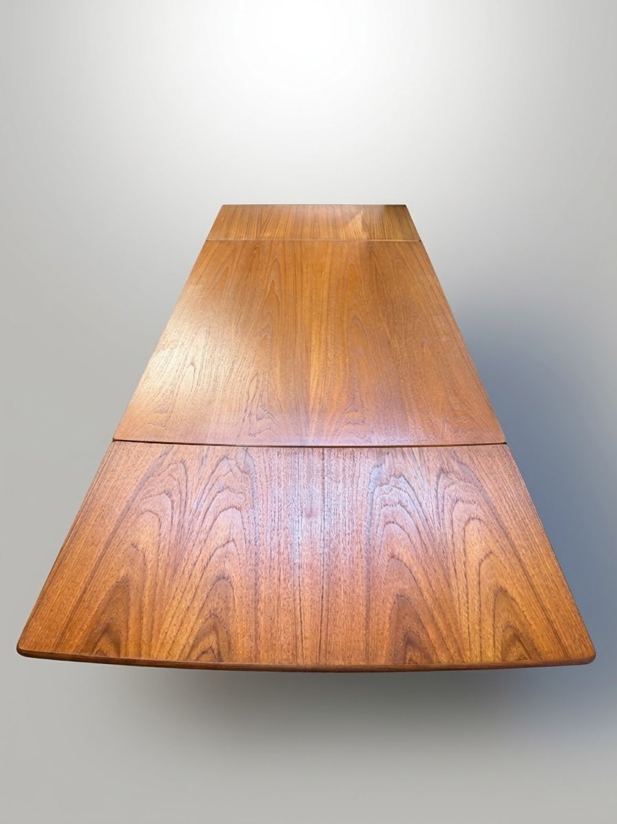 Mid-Century Danish Teak Dining Table (1960s) - Image 5
