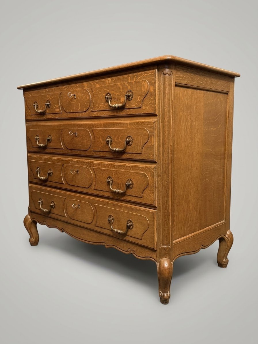 Early 20th Century French Solid Oak Chest of Drawers - Image 3