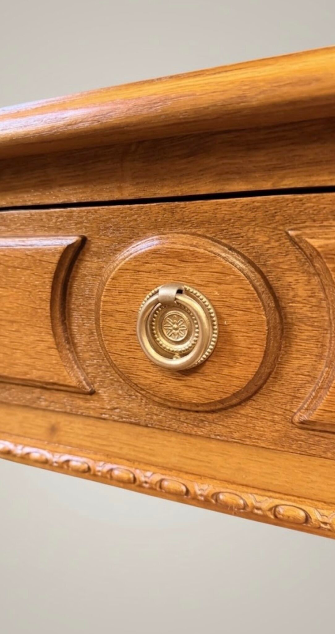 Exceptional Pair of Vintage Oak Bedside Lockers - Image 5