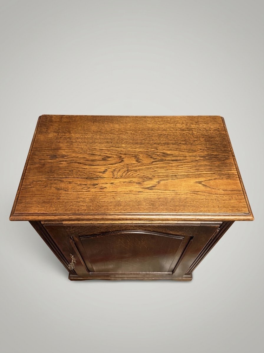 Early 20th Century French Country Oak Side Cabinet - Image 2