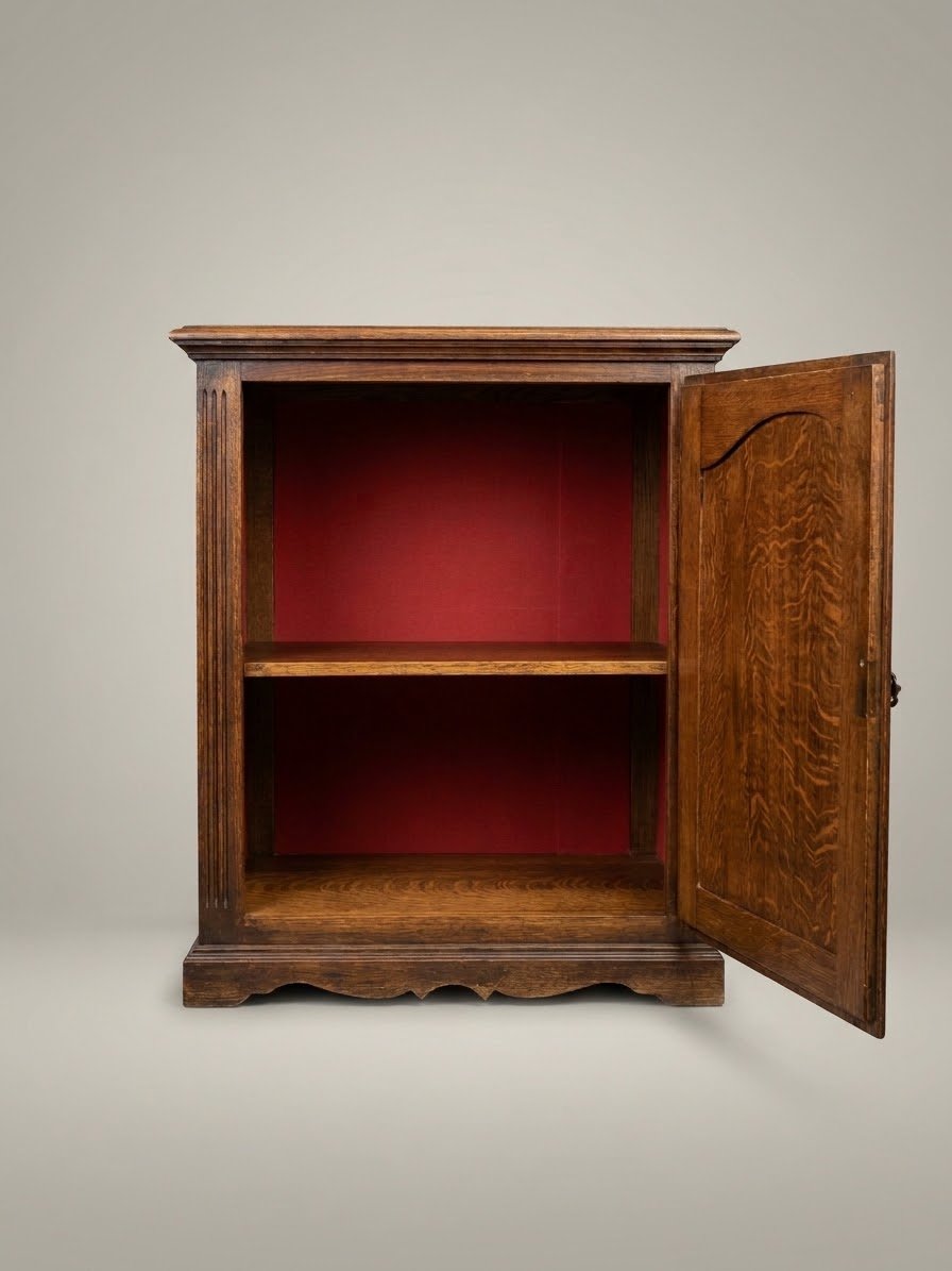 Early 20th Century French Country Oak Side Cabinet - Image 3