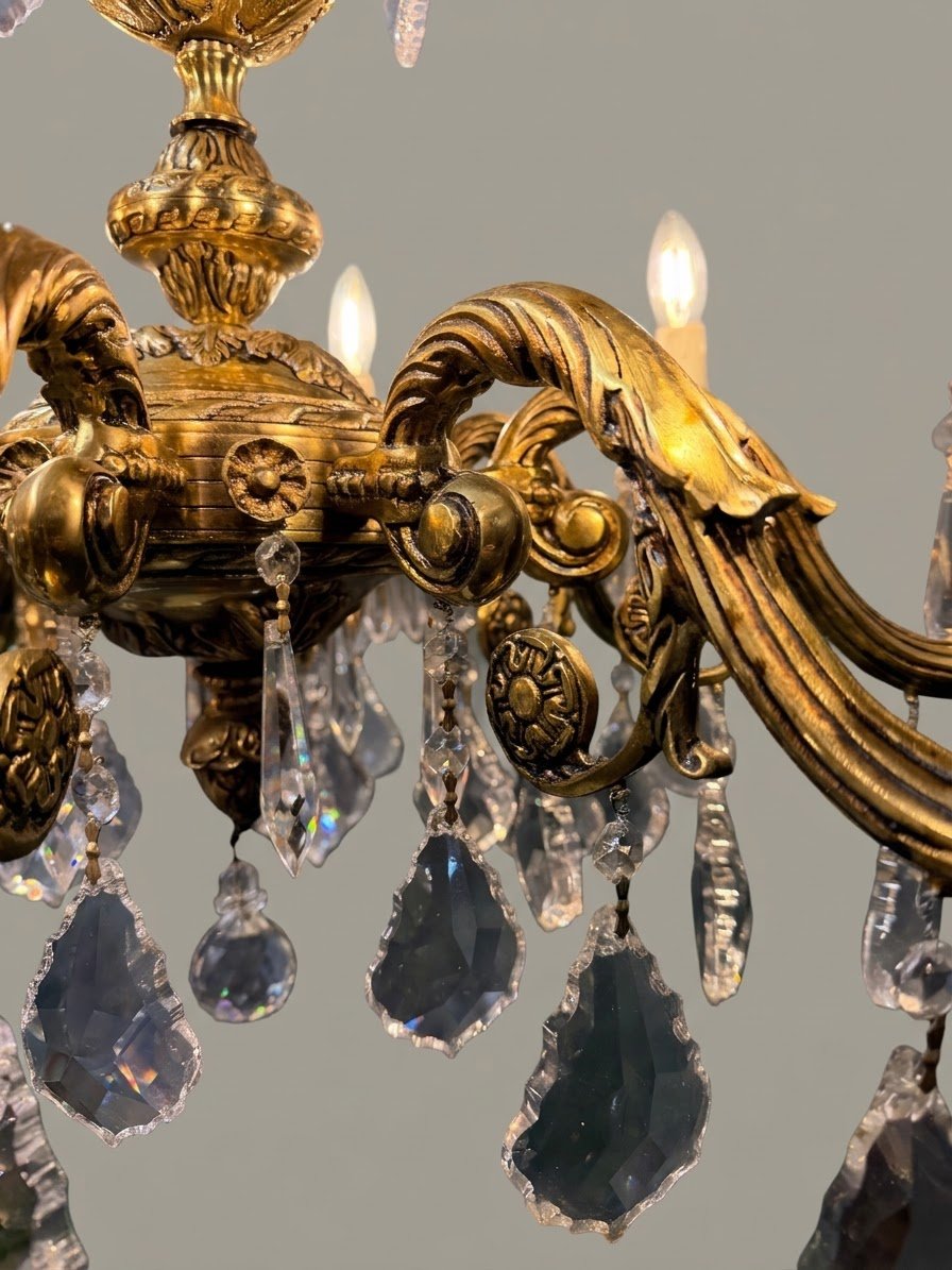 French Eight-Arm Brass & Crystal Chandelier - Image 5